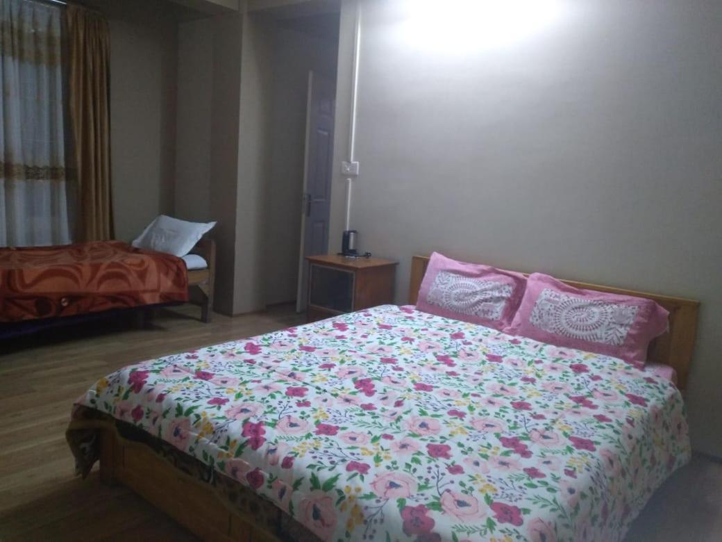 Na-U-Iaka Homestay ชิลลอง ภายนอก รูปภาพ