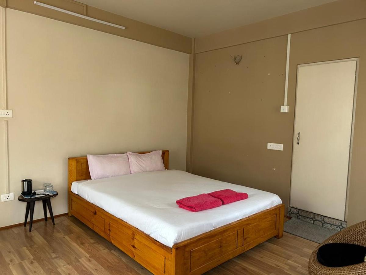 Na-U-Iaka Homestay ชิลลอง ภายนอก รูปภาพ